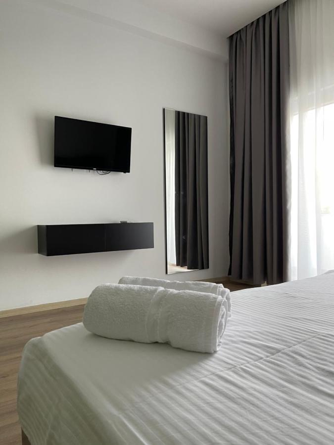 Ladi Rooms Tirana Exterior foto