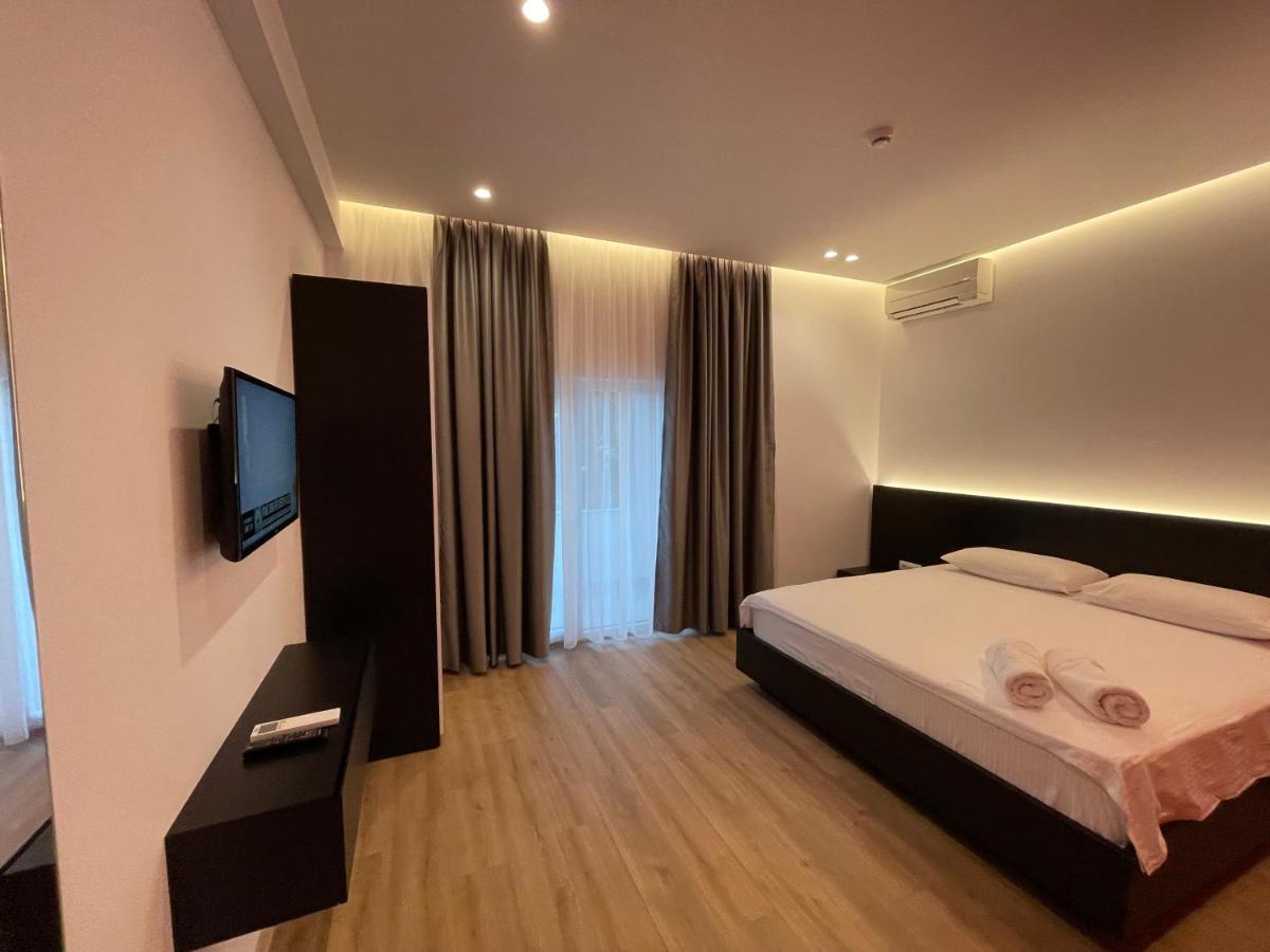 Ladi Rooms Tirana Exterior foto