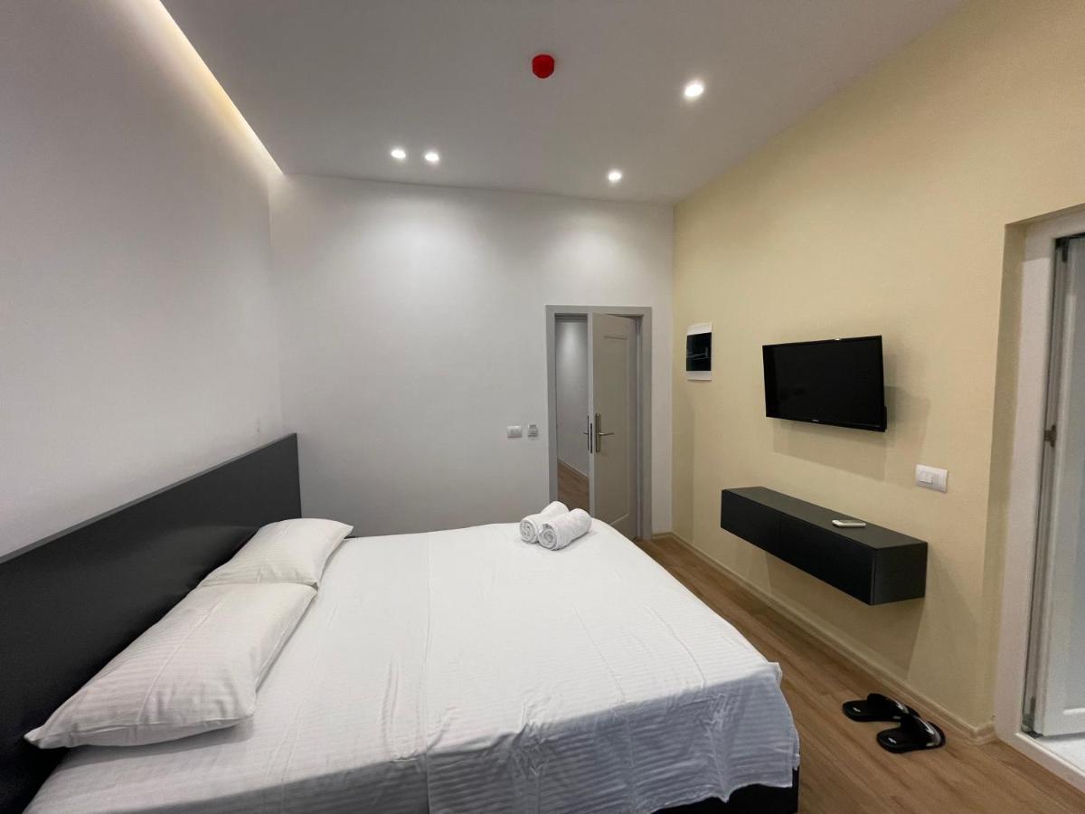 Ladi Rooms Tirana Exterior foto