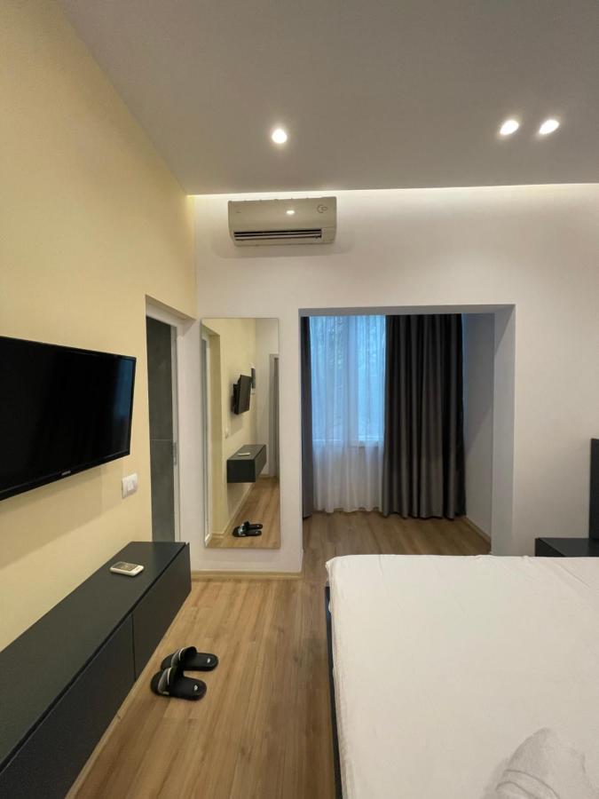 Ladi Rooms Tirana Exterior foto