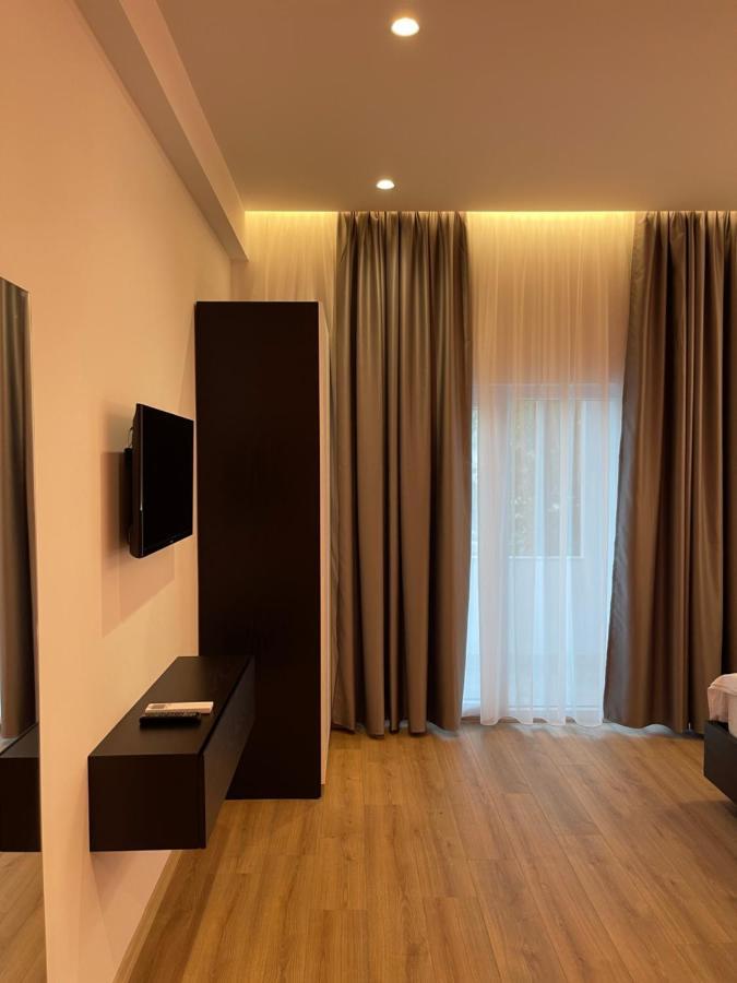 Ladi Rooms Tirana Exterior foto