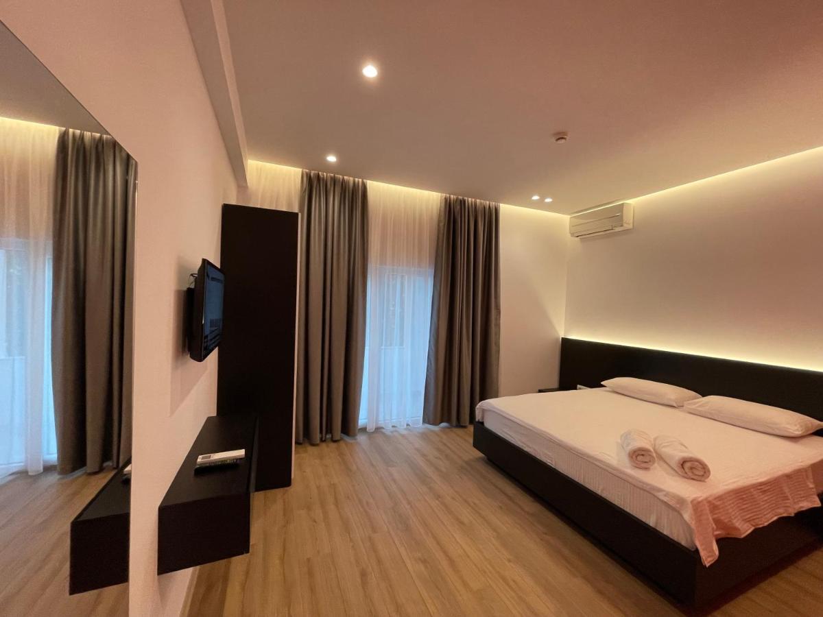 Ladi Rooms Tirana Exterior foto