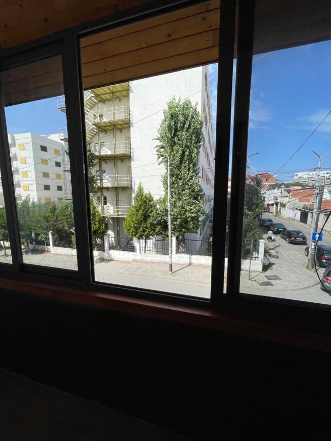 Ladi Rooms Tirana Exterior foto