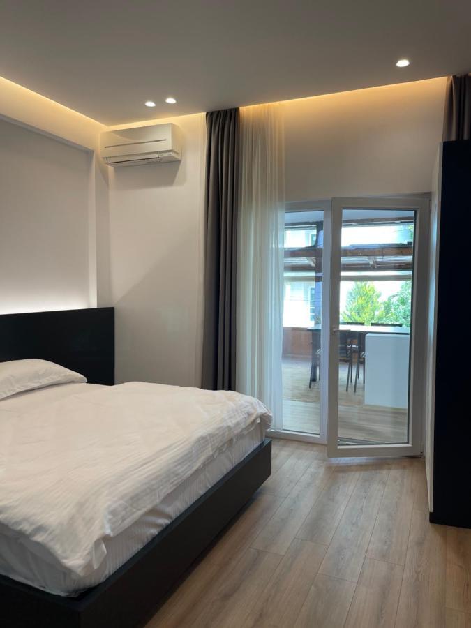 Ladi Rooms Tirana Exterior foto