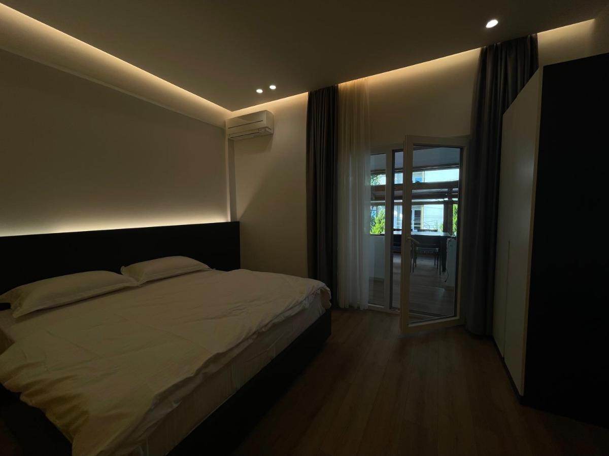 Ladi Rooms Tirana Exterior foto