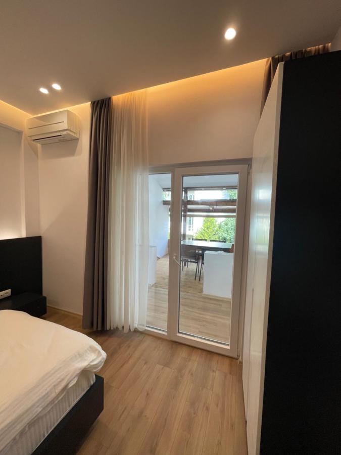 Ladi Rooms Tirana Exterior foto
